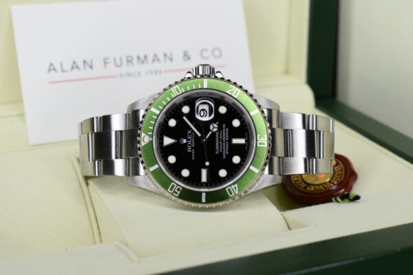 Rolex Submariner Date (Ref. 16610LV) [2007] - Image 2