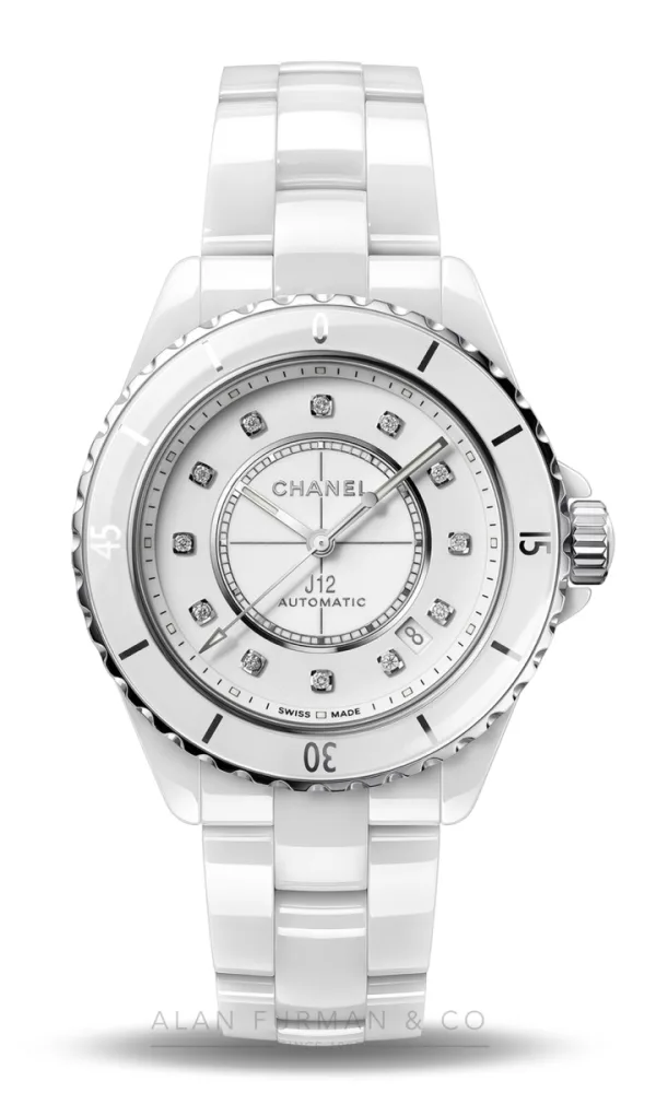 Chanel J12 33mm (Ref. H5705)