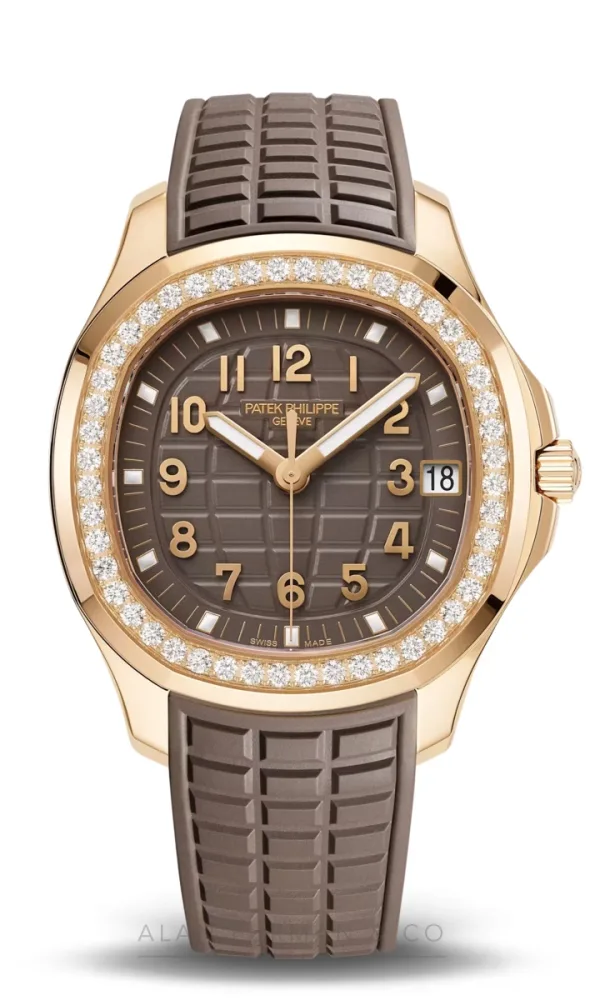 Patek Philippe Aquanaut (Ref. 5268/200R-010)