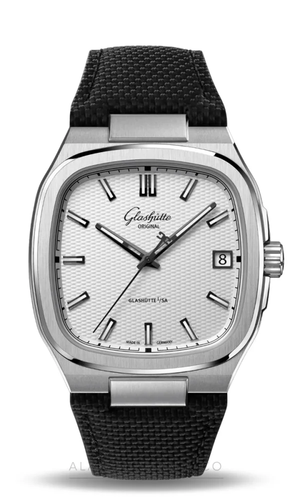 Glashütte 70s (Ref. 1-36-11-01-02-66)