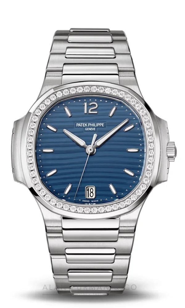 Patek Philippe Nautilus (Ref. 7118/1200A-001)