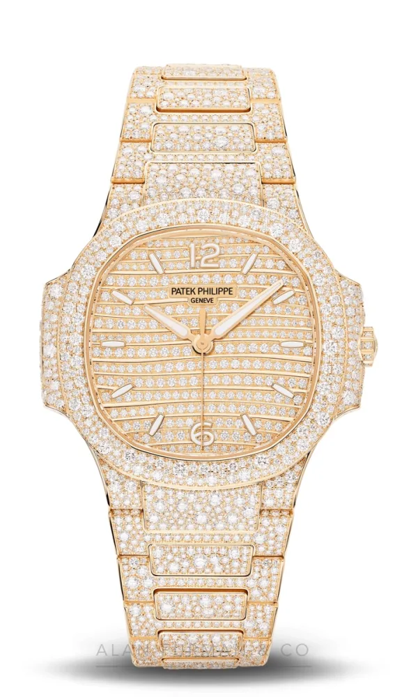 Patek Philippe Nautilus (Ref. 7118/1450R-001)